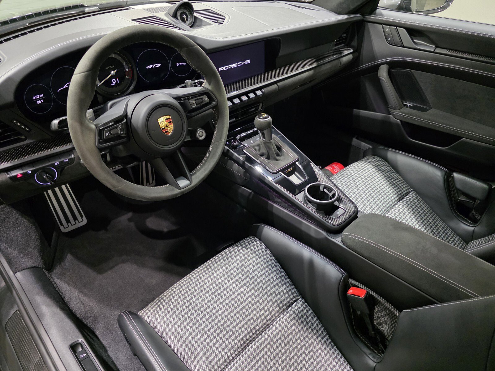 2022 Porsche 911 GT3 Coupe photo 6