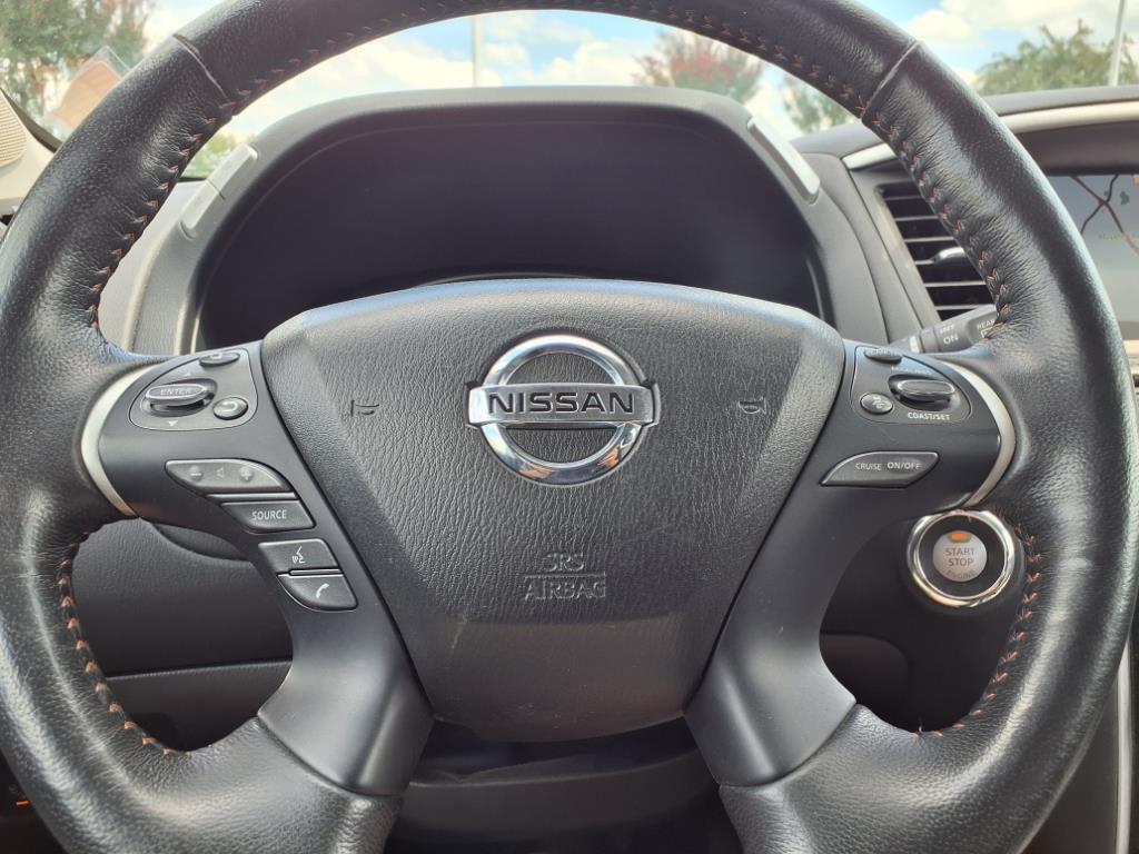 2020 Nissan Pathfinder SL photo 29