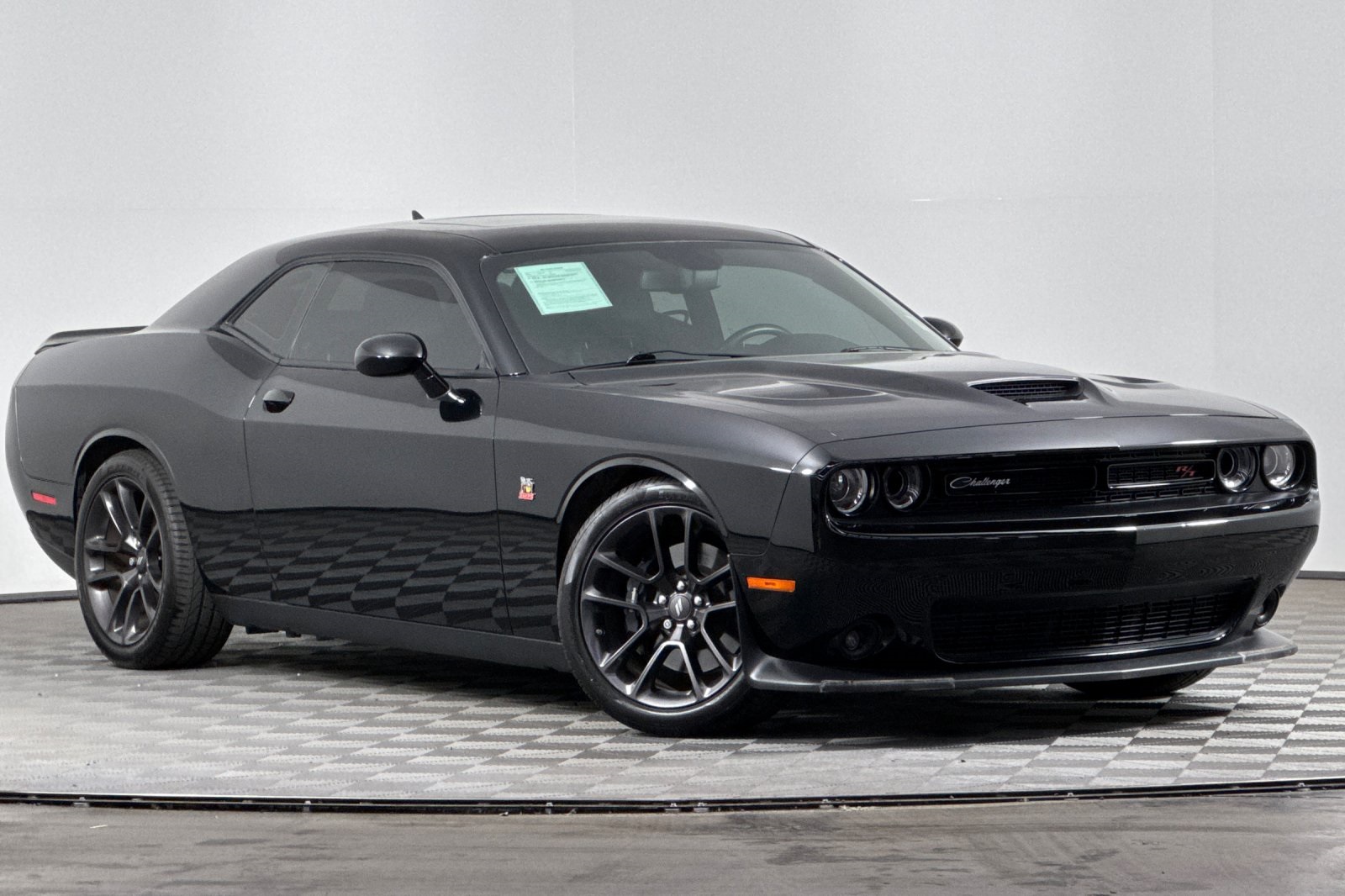 2021 Dodge Challenger R/T Scat Pack photo 2