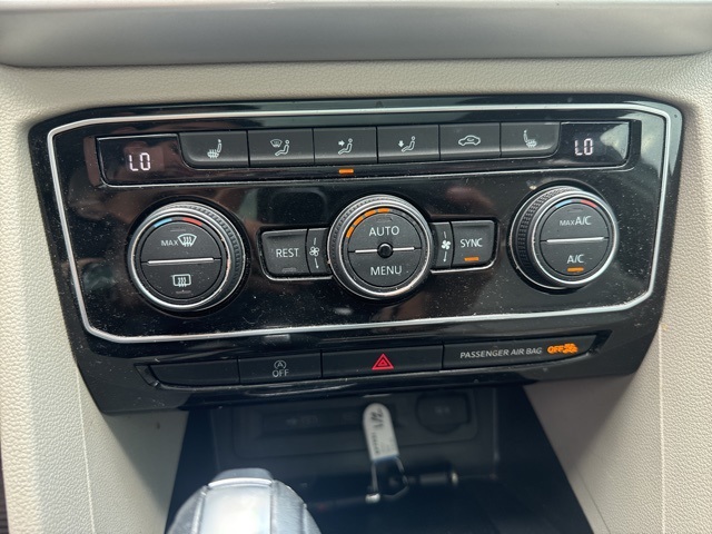 2022 Volkswagen Atlas SE Technology photo 10