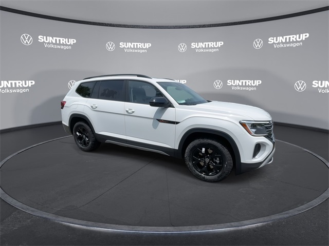 2025 Volkswagen Atlas Peak Edition SE Technology photo 19