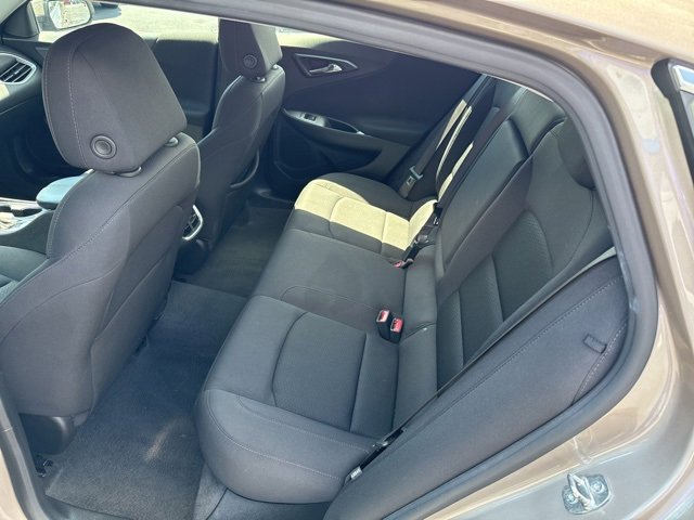 2023 Chevrolet Malibu 1LT photo 4