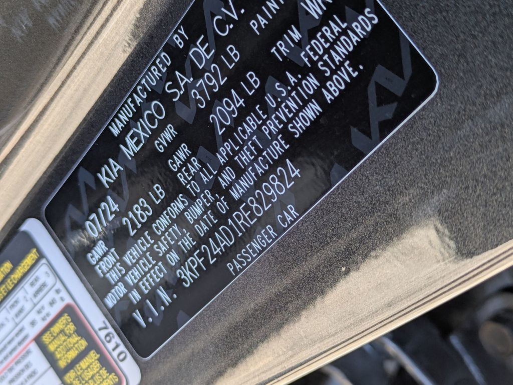 2024 Kia Forte LXS photo 26