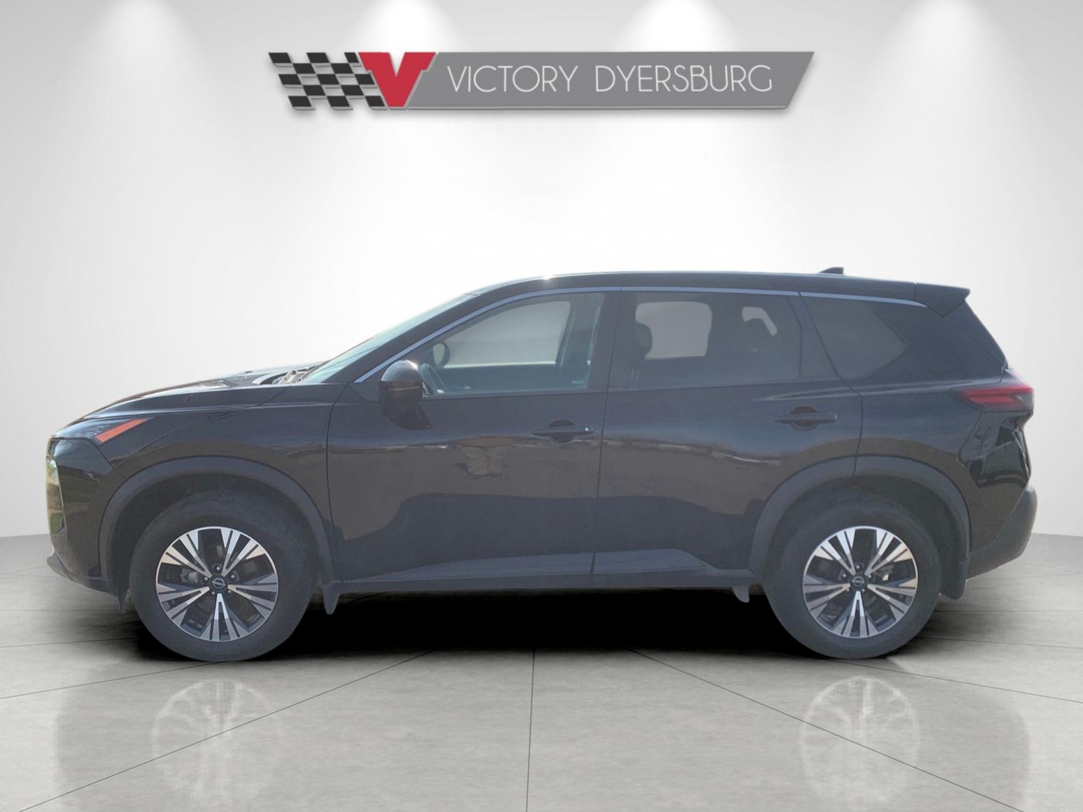 2023 Nissan Rogue SV photo 4