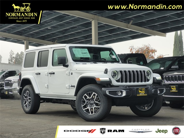 2026 Jeep Wrangler 4-Door Sahara's photo