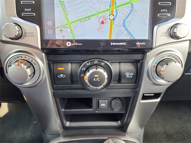 2024 Toyota 4Runner SR5 Premium photo 22