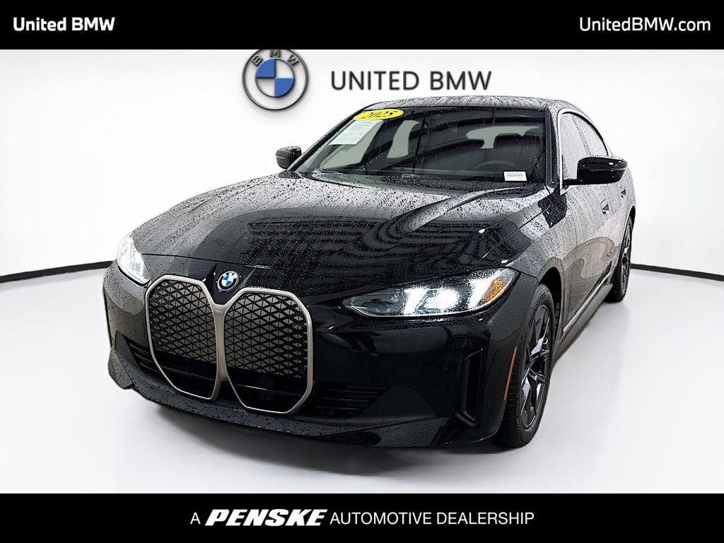 2025 BMW i4 40's photo