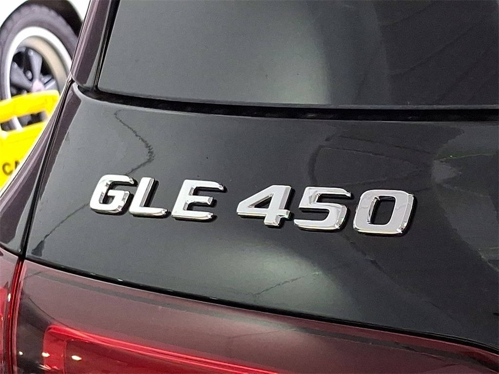 2025 Mercedes Benz GLE 450 4MATIC photo 25