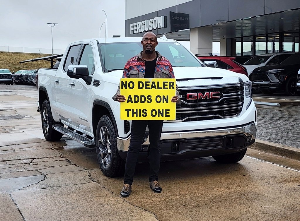 2026 GMC Sierra 1500 SLT's photo