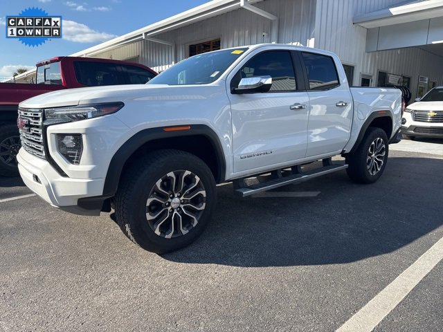 2024 GMC Canyon Denali's photo