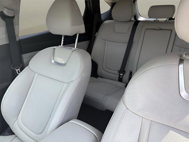 2025 Hyundai Tucson Hybrid Limited photo 25