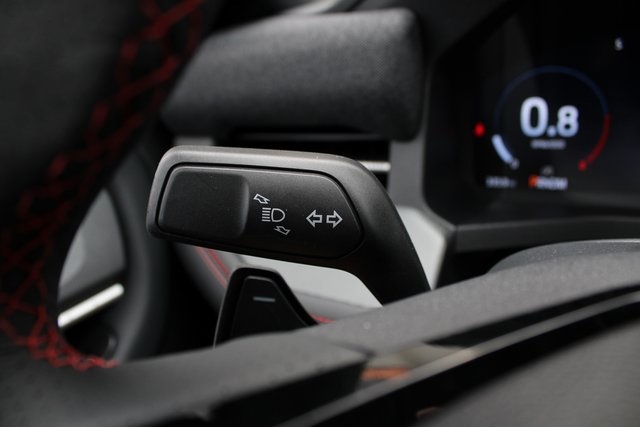 2025 Ford Explorer ST photo 10