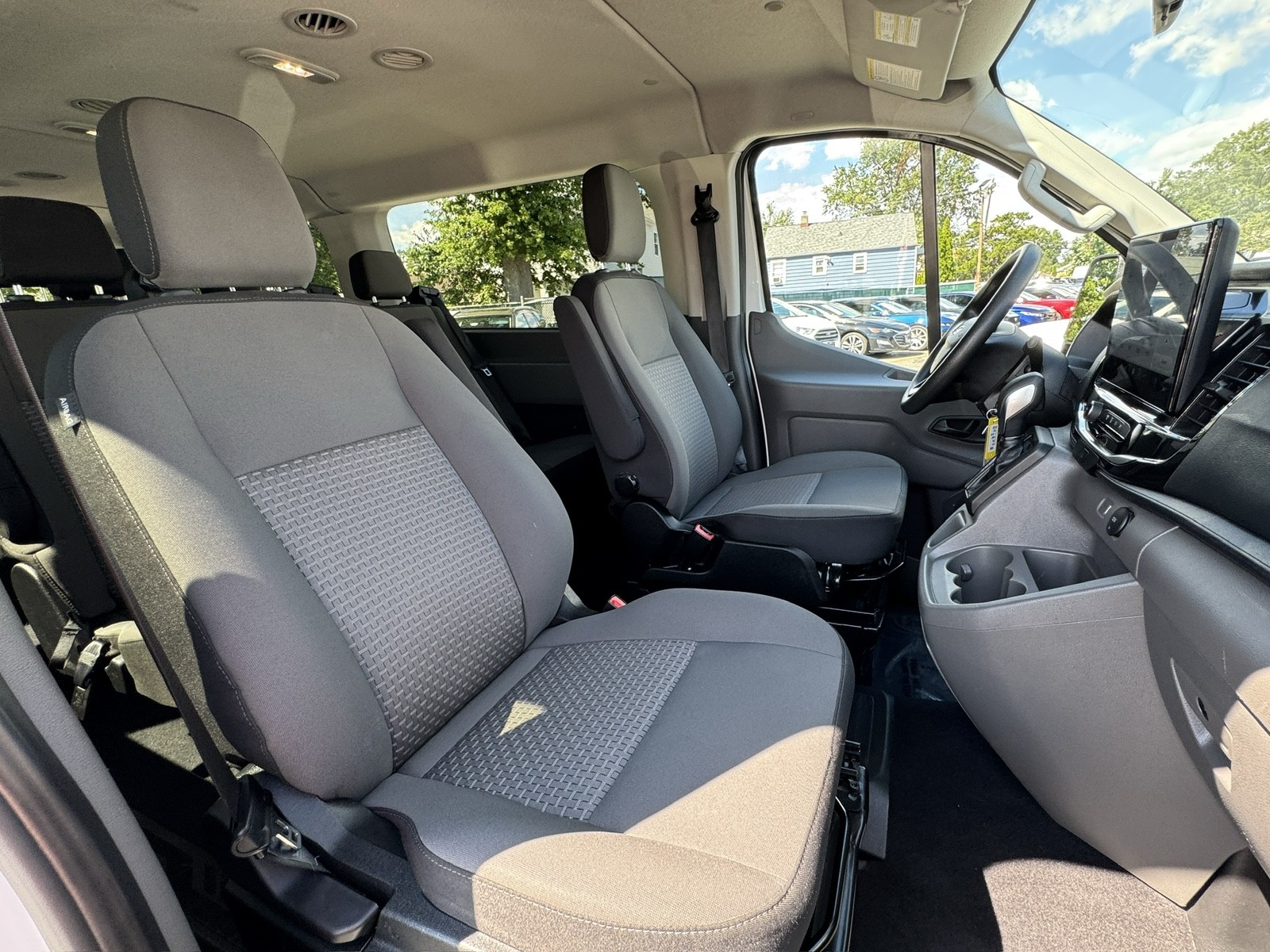 2024 Ford Transit photo 37