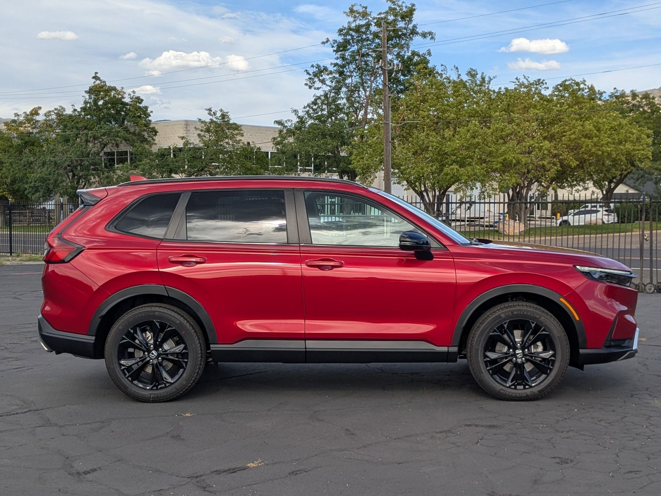 2026 Honda CR-V Sport Touring Hybrid photo 2