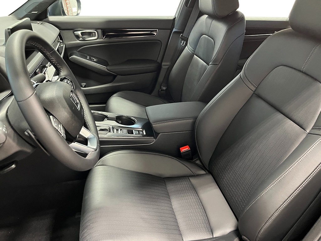 2026 Honda Civic Hybrid Sport Touring photo 11