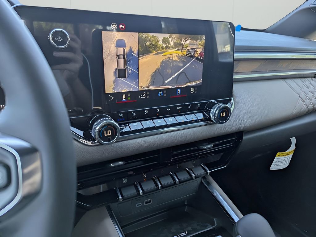 2026 Gmc Canyon Denali photo 9