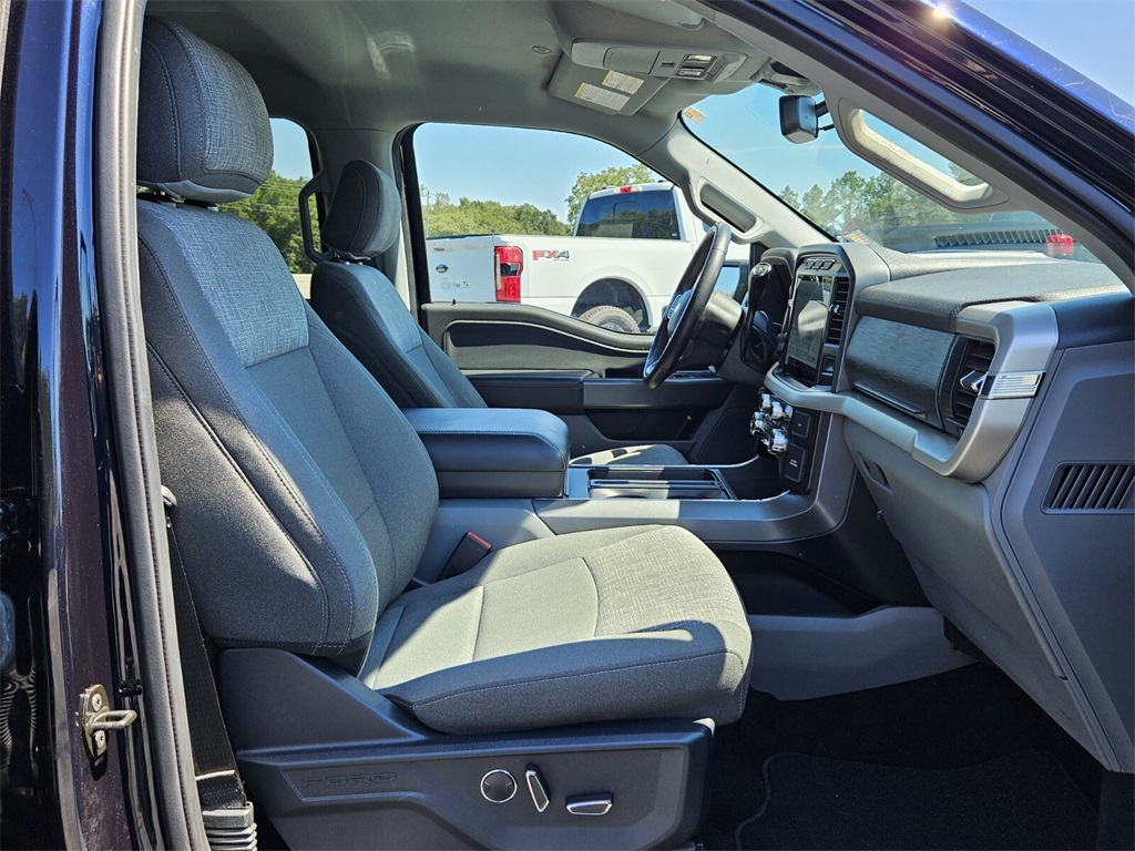 2021 Ford F-150 XLT photo 16