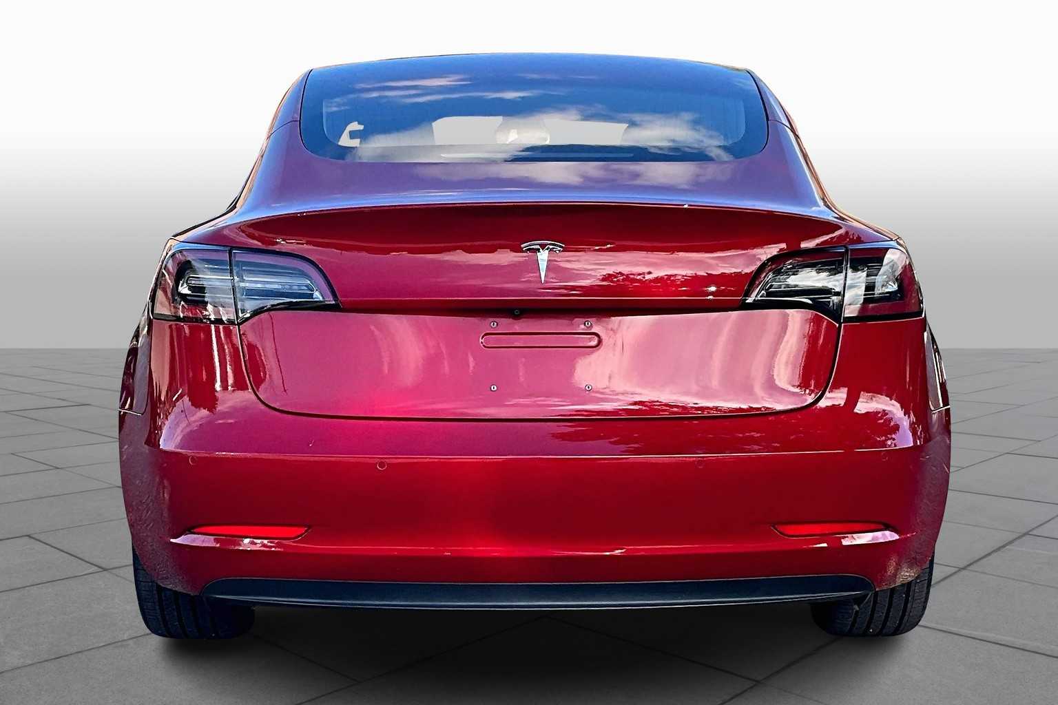 2018 Tesla Model 3 Mid Range photo 4
