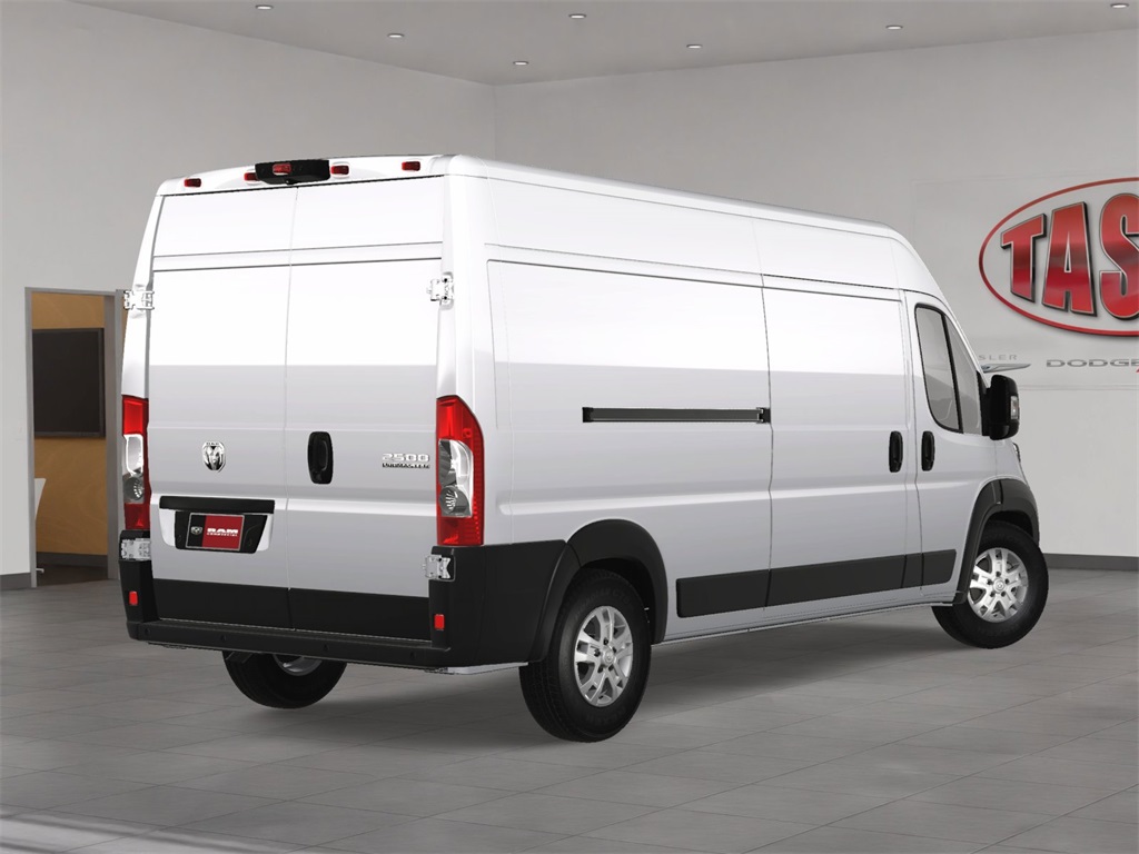 2025 Ram ProMaster 2500 SLT photo 3