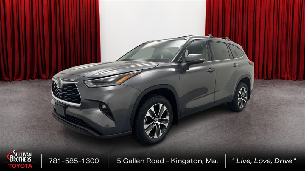 2021 Toyota Highlander XLE's photo