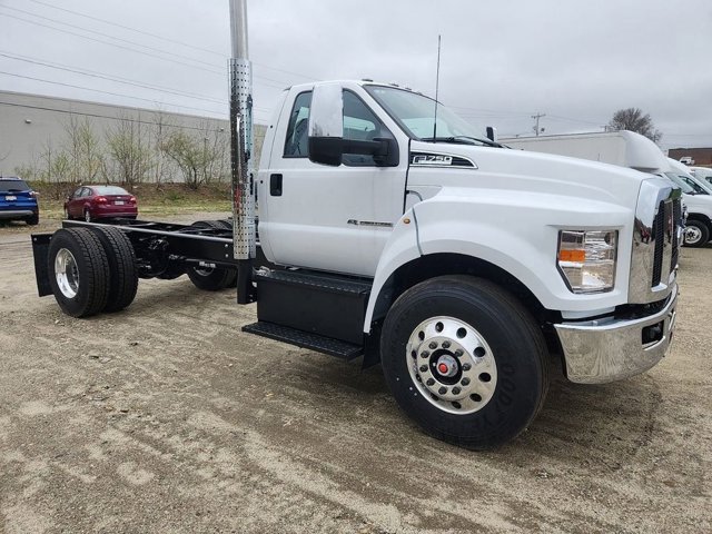 2024 Ford F-750's photo