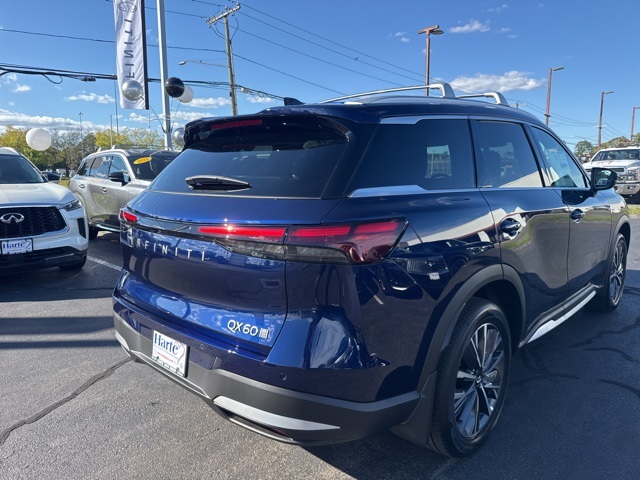 2026 Infiniti QX60 Luxe photo 3
