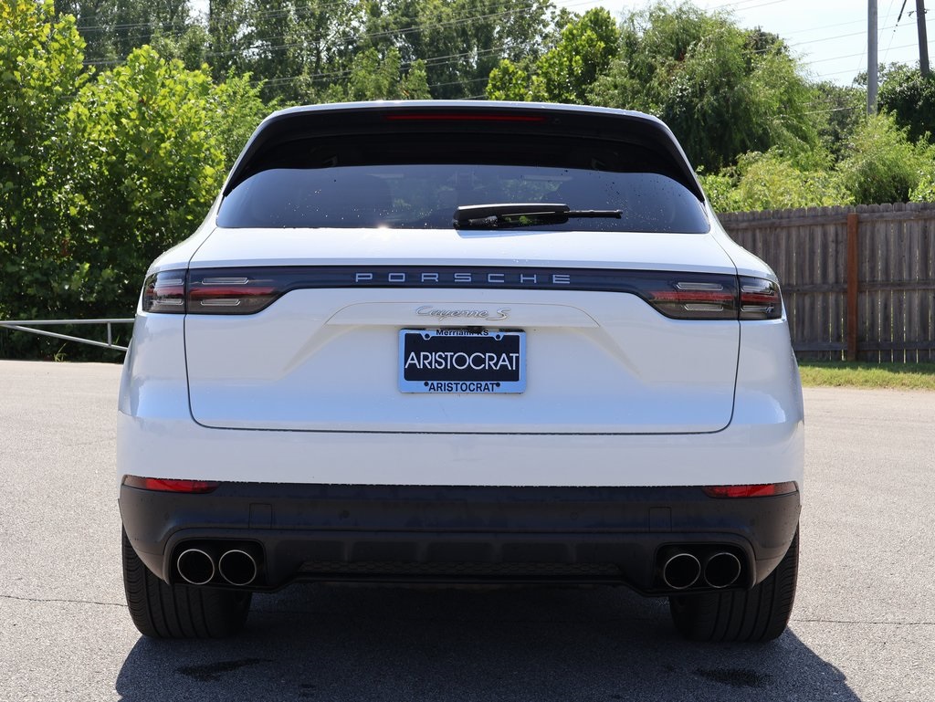 2022 Porsche Cayenne S photo 6