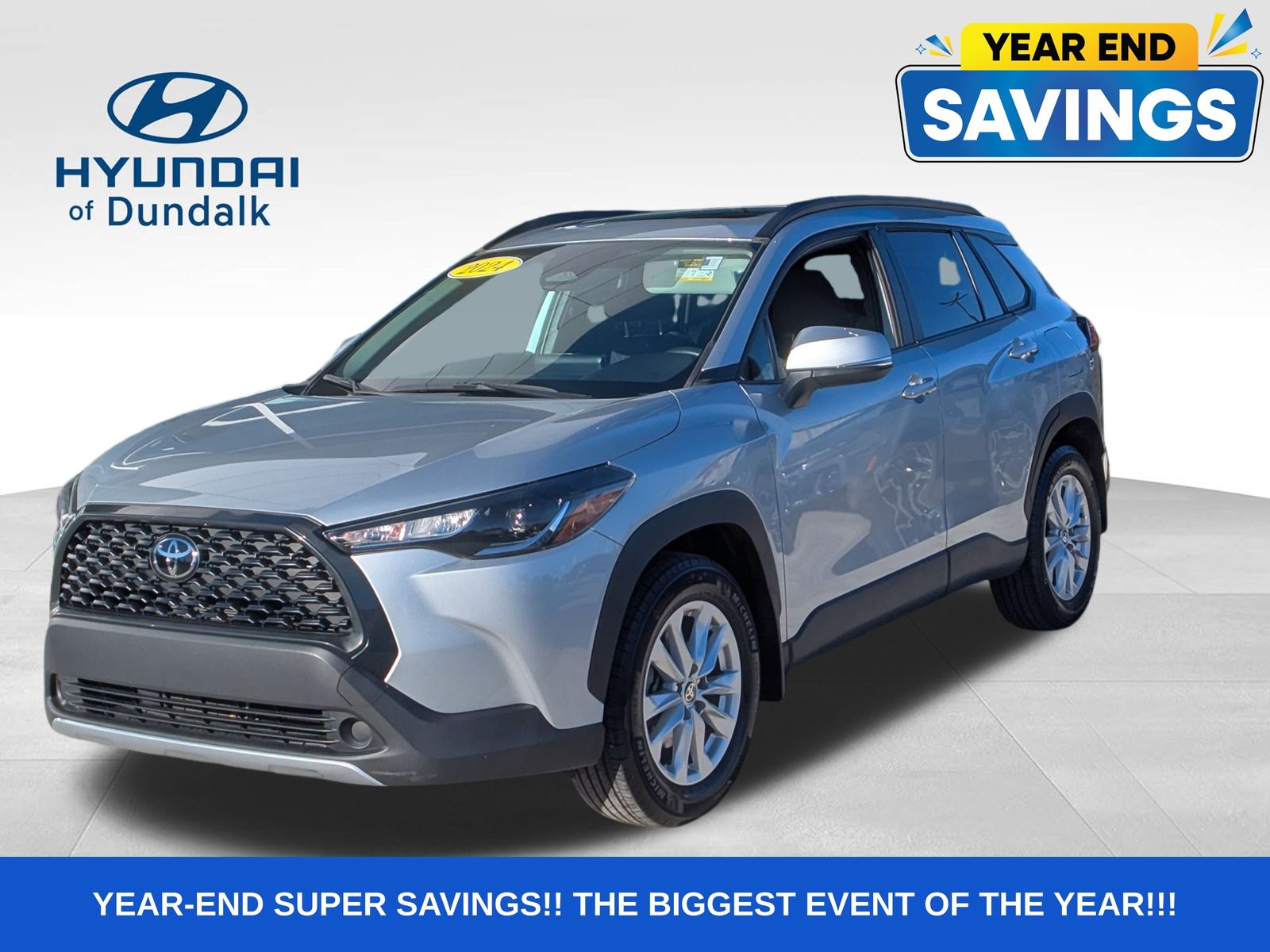 2024 Toyota Corolla Cross LE's photo