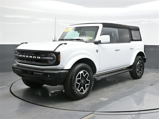 2024 Ford Bronco 4-Door Outer Banks's photo
