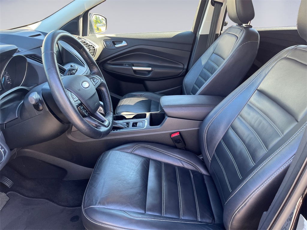 2018 Ford Escape SEL photo 10
