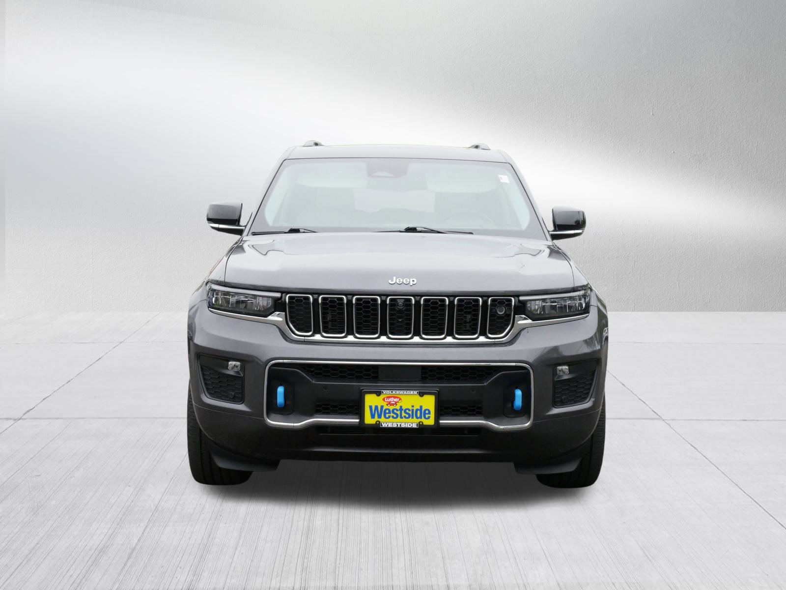 Used 2022 Jeep Grand Cherokee Overland 4xe with VIN 1C4RJYD62N8724413 for sale in Saint Louis Park, Minnesota