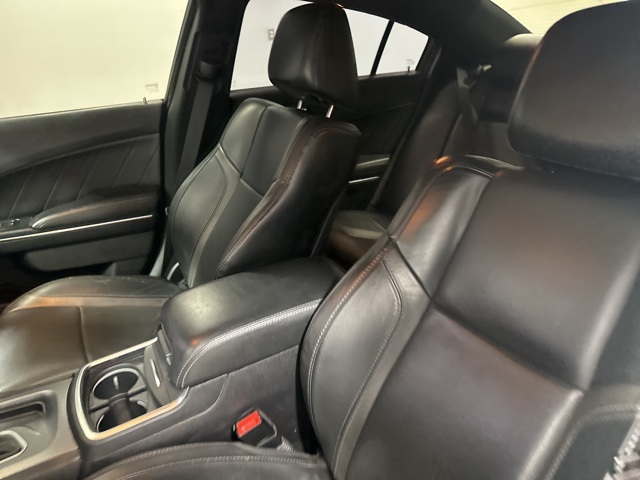 2015 Dodge Charger R/T photo 15