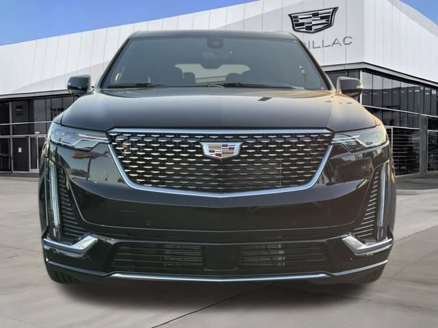2025 Cadillac XT6 Premium Luxury photo 4