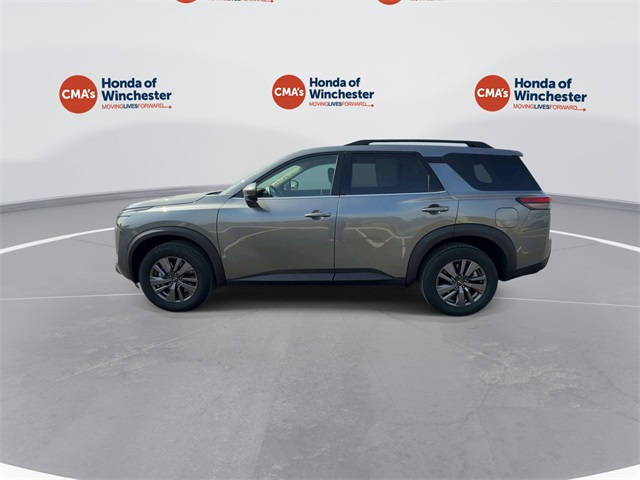 2024 Nissan Pathfinder SV photo 6