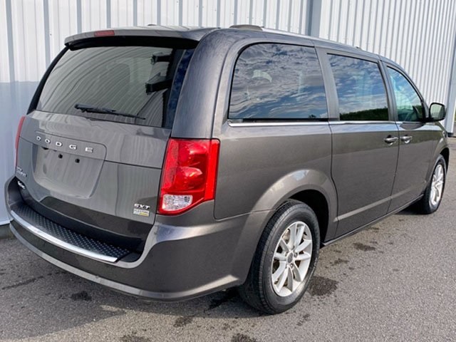 2019 Dodge Grand Caravan SXT photo 3