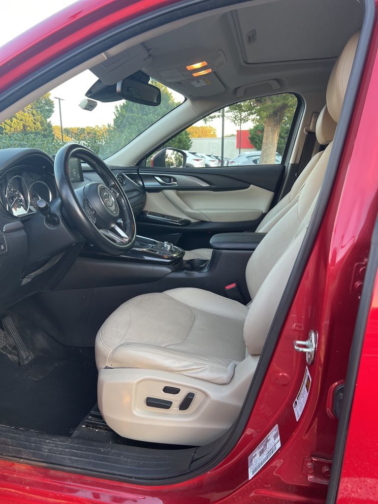 2016 Mazda CX-9 Touring photo 4