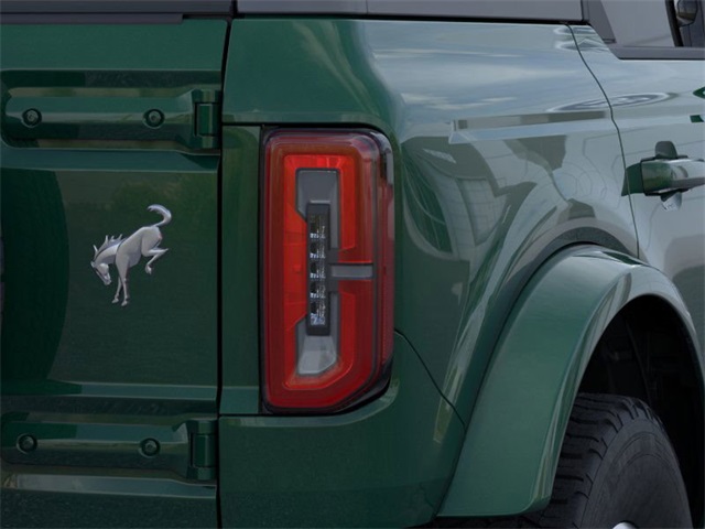 2025 Ford Bronco Outer Banks photo 22