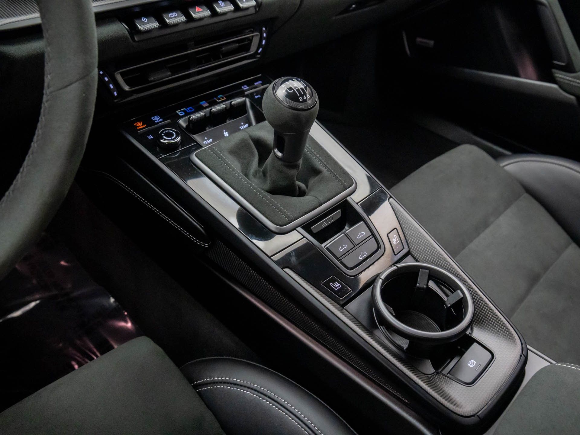 2024 Porsche 911 GTS photo 12