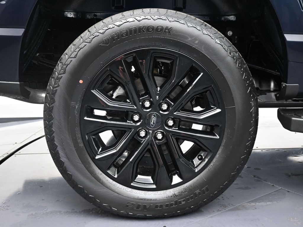2025 Ford F-150 Lariat photo 33