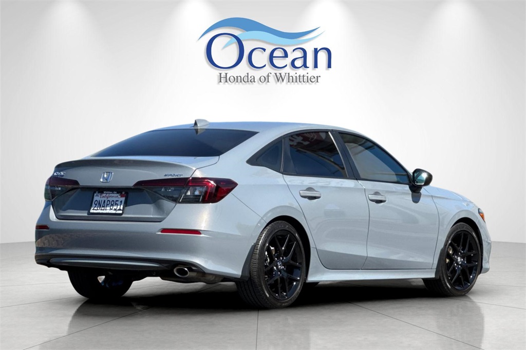2025 Honda Civic Sport photo 2
