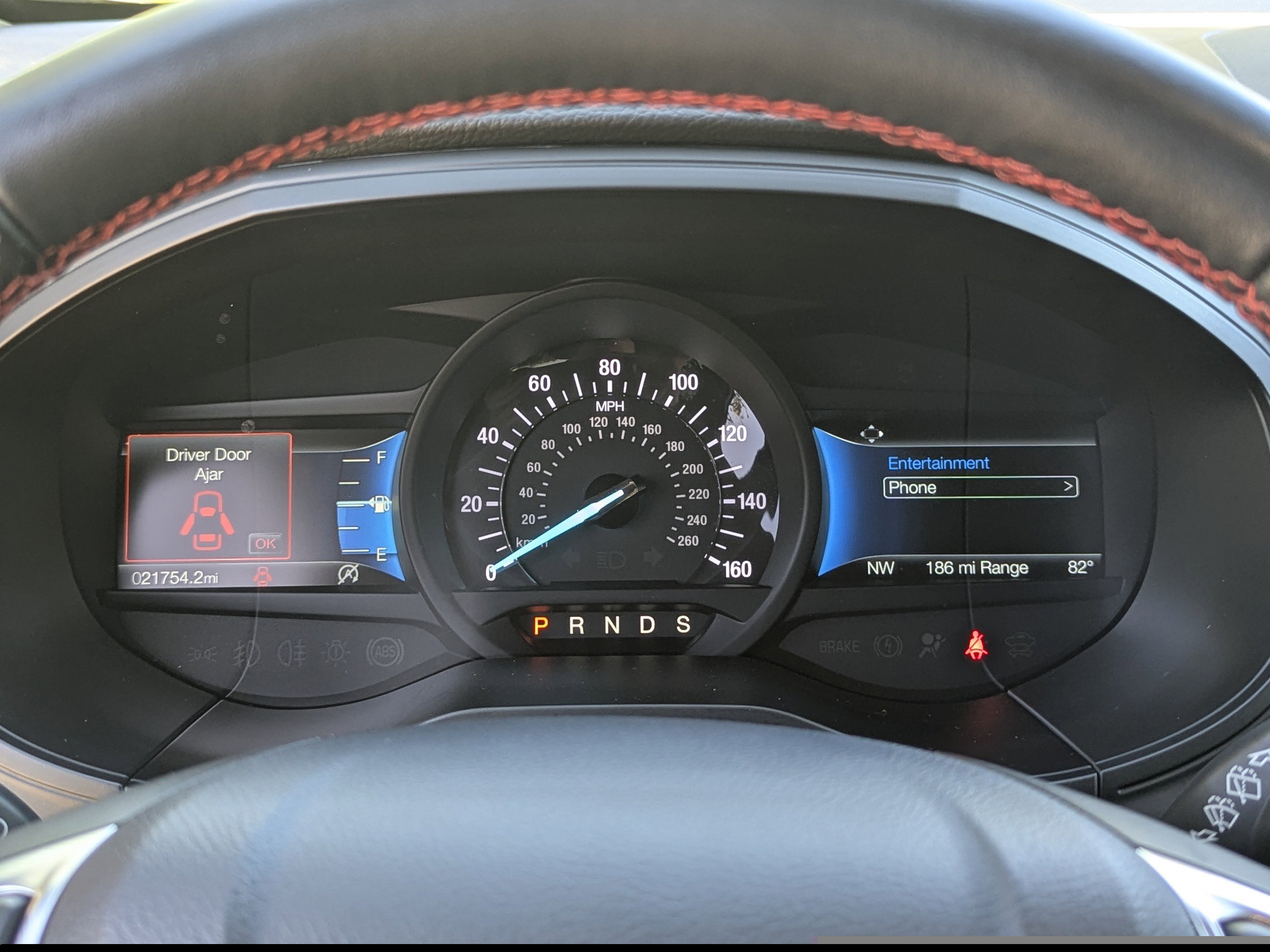 2024 Ford Edge ST-Line photo 30