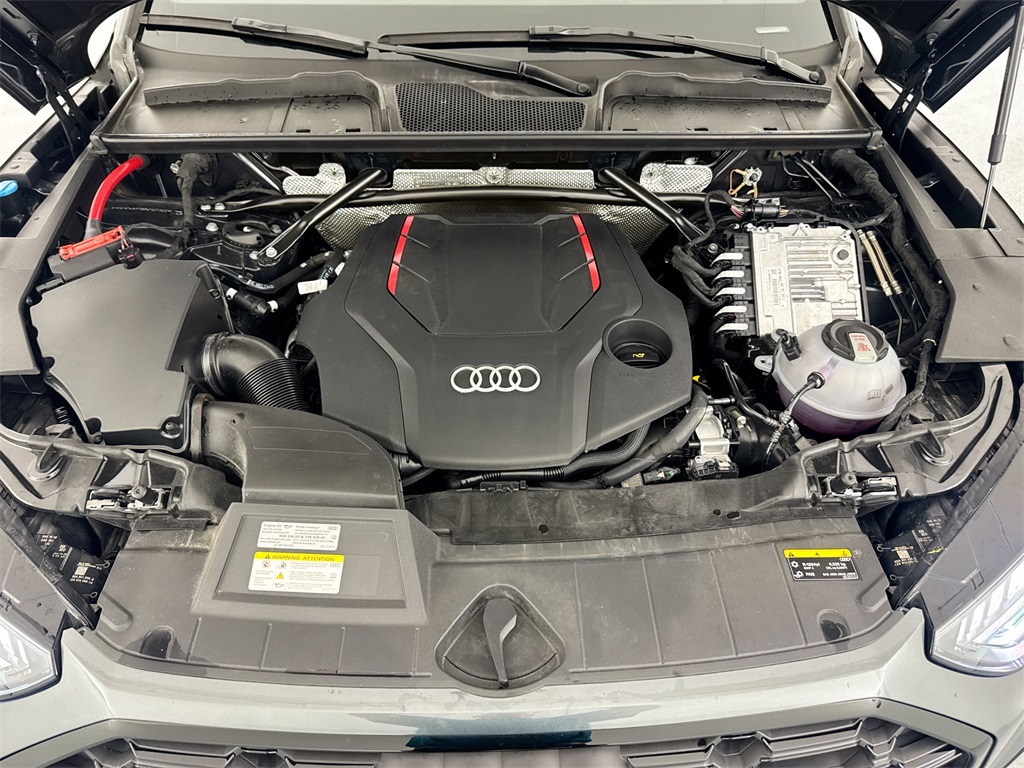 2024 Audi SQ5 Prestige photo 31