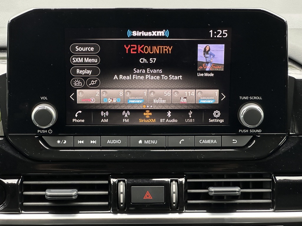 2025 Nissan Pathfinder SV photo 21