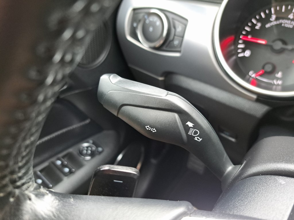 2020 Ford Mustang EcoBoost Premium photo 20