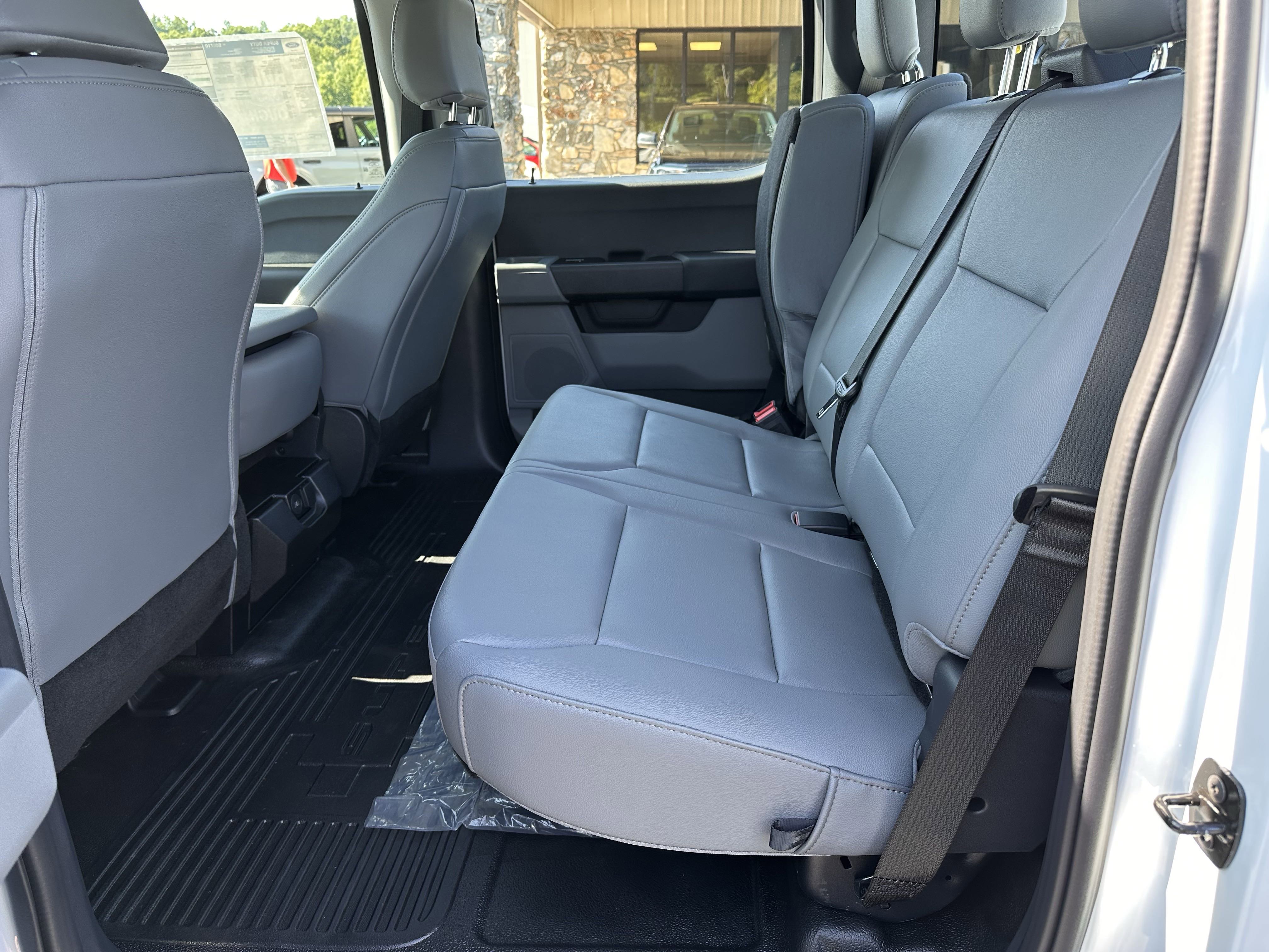 2025 Ford F-250 XL photo 6