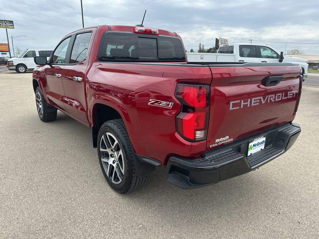 2023 Chevrolet Colorado Z71 photo 5