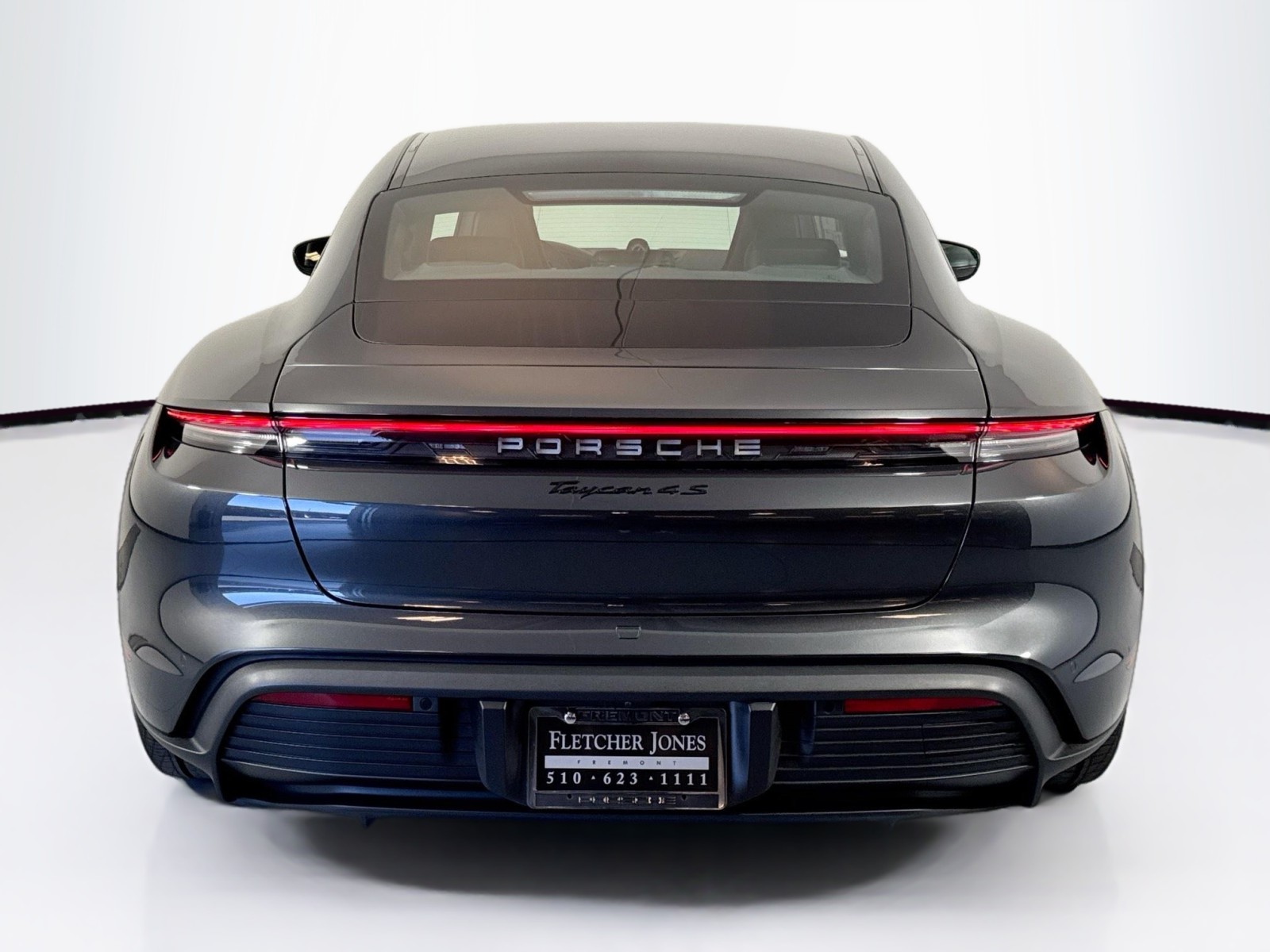 2025 Porsche Taycan 4S photo 10