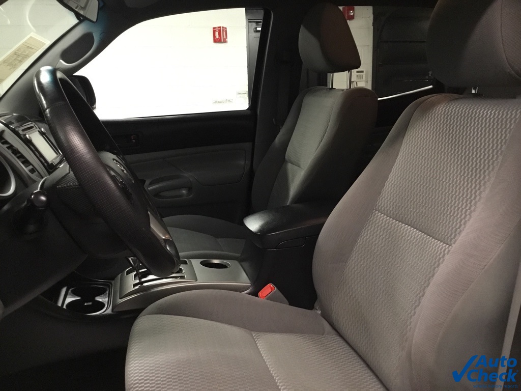 2014 Toyota Tacoma Base 4x4 photo 23