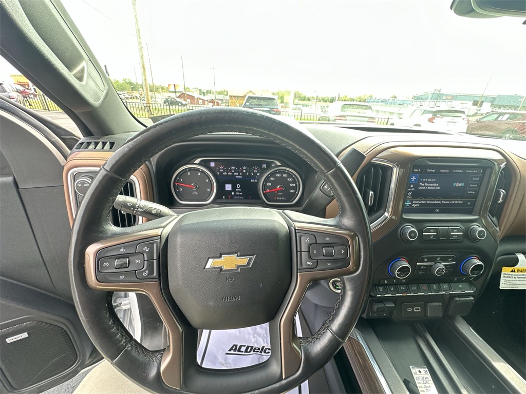 2022 Chevrolet Silverado 3500HD High Country photo 13
