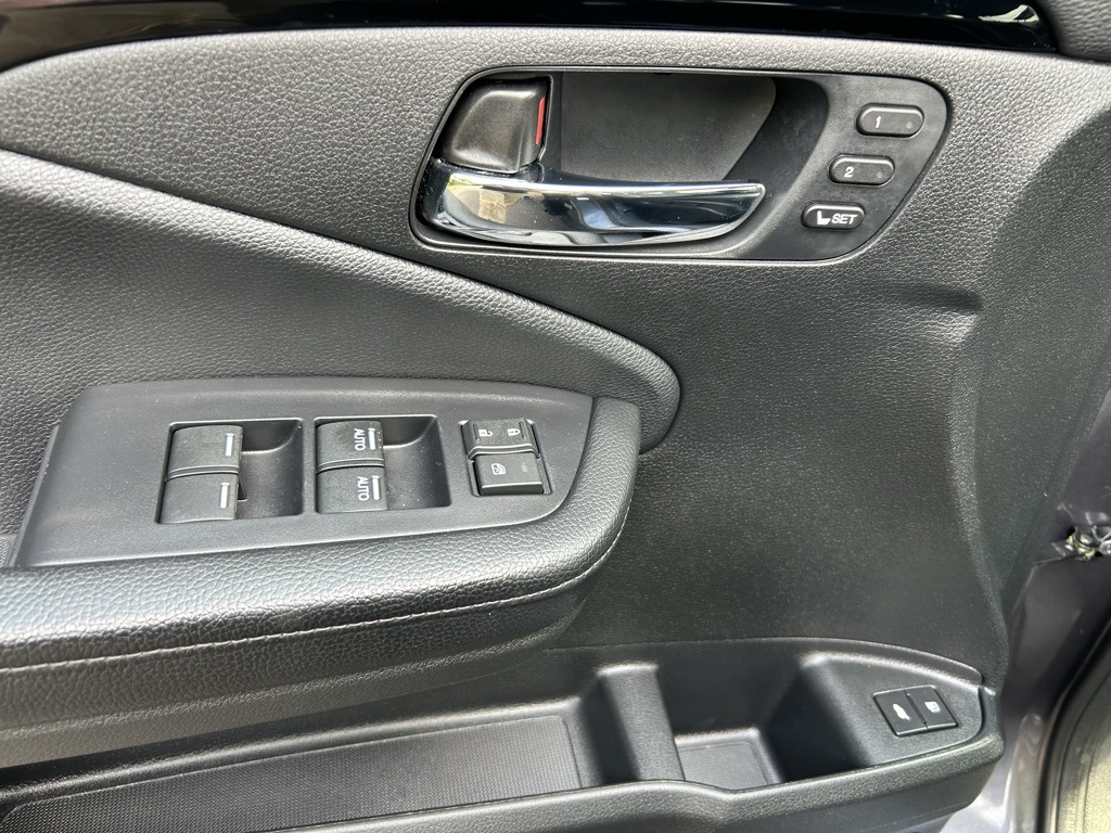 2019 Honda Passport Touring photo 4